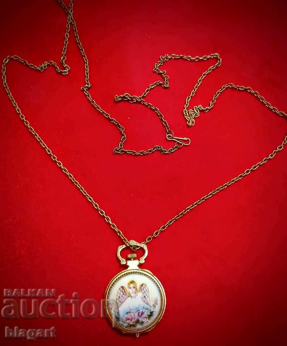 Necklace-watch "Seagull" - gilding, enamel with price 145.00 BGN | € 74.14 Necklace-watch "Seagull" - gilding, enamel with price 145.00 BGN | € 74.14