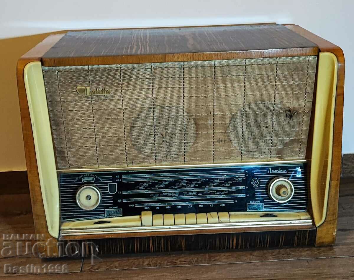 OLD RUSSIAN RADIO LATVIA