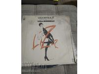 plate BTA 1144 Liza MINELLI. Liza With a "Z"