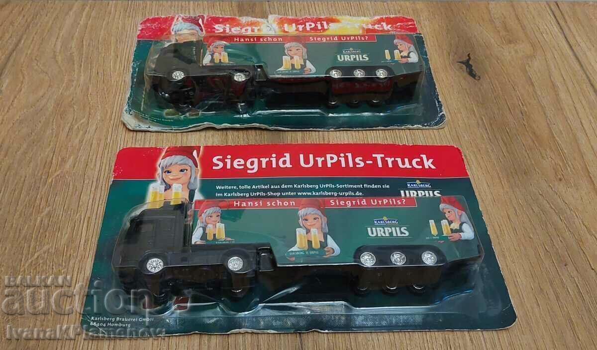 Trolleys two pieces for collectors with price 16.00 BGN | € 8.18