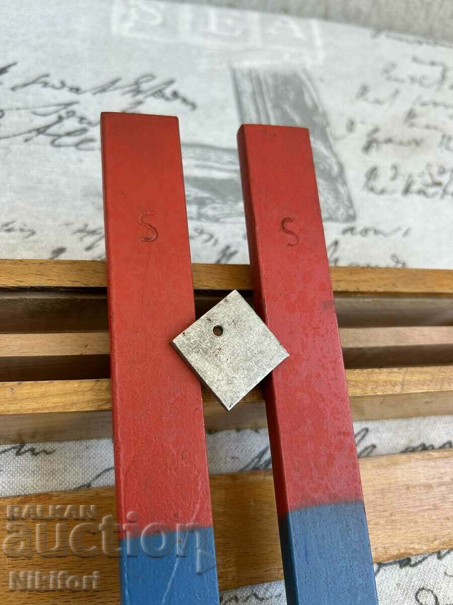 Magneți de studiu de la Biroul de Fizică - 5