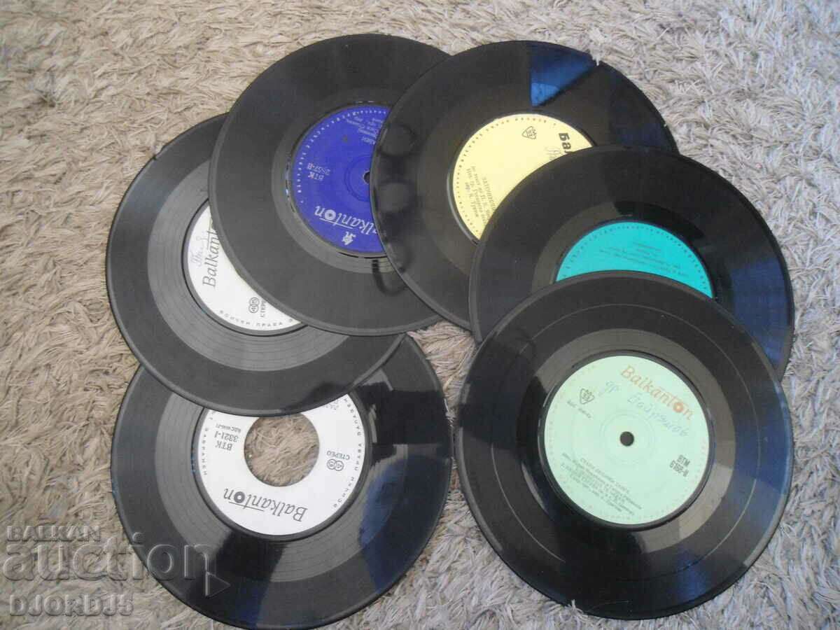 Gramophone records, small, 6 pieces