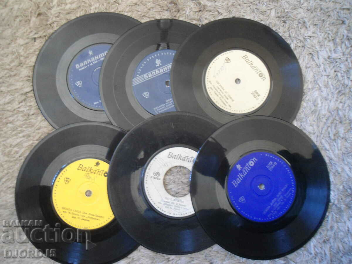 Gramophone records, small, 6 pieces