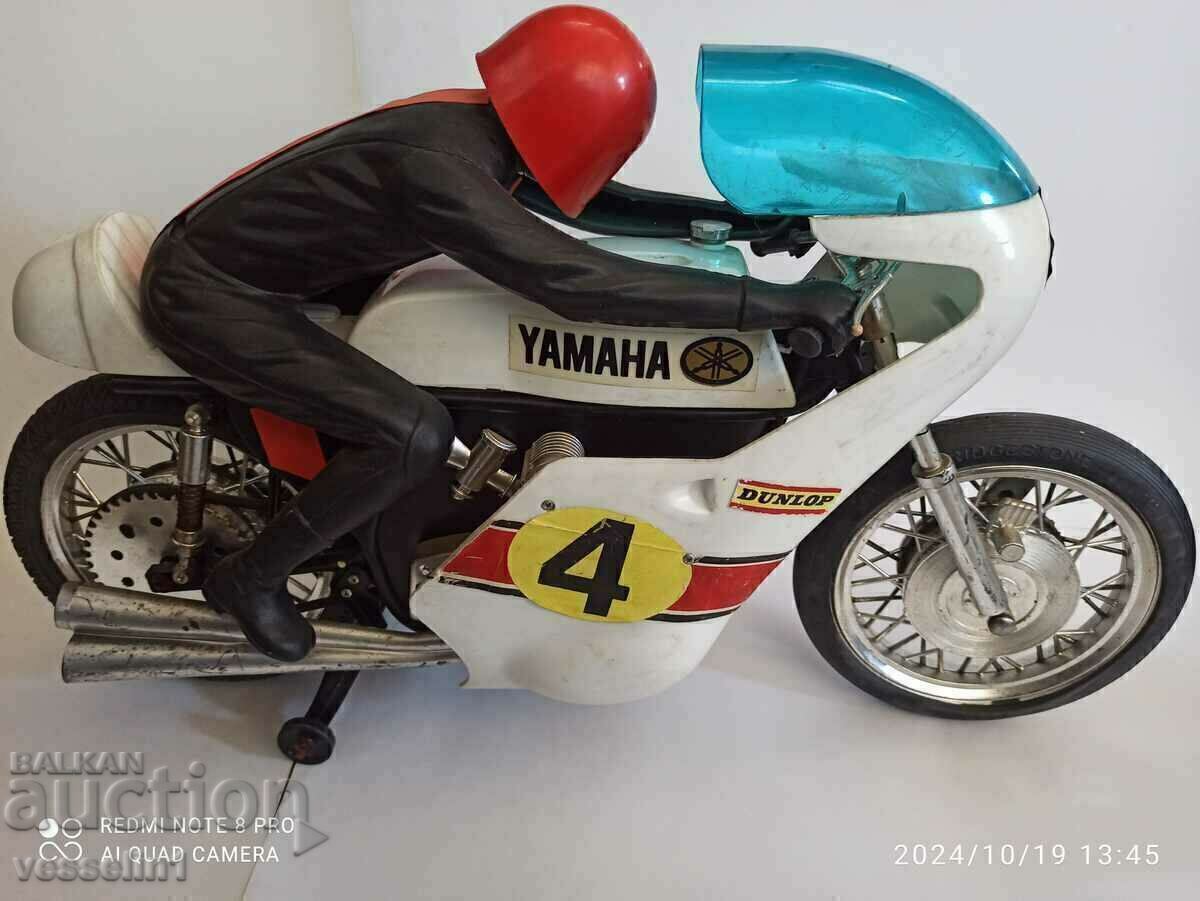 Licitație Motocicletă veche de jucărie de la 70 de ani Mașină mare L60cmH37cmW17cm Licitație Motocicletă veche de jucărie de la 70 de ani Mașină mare L60cmH37cmW17cm