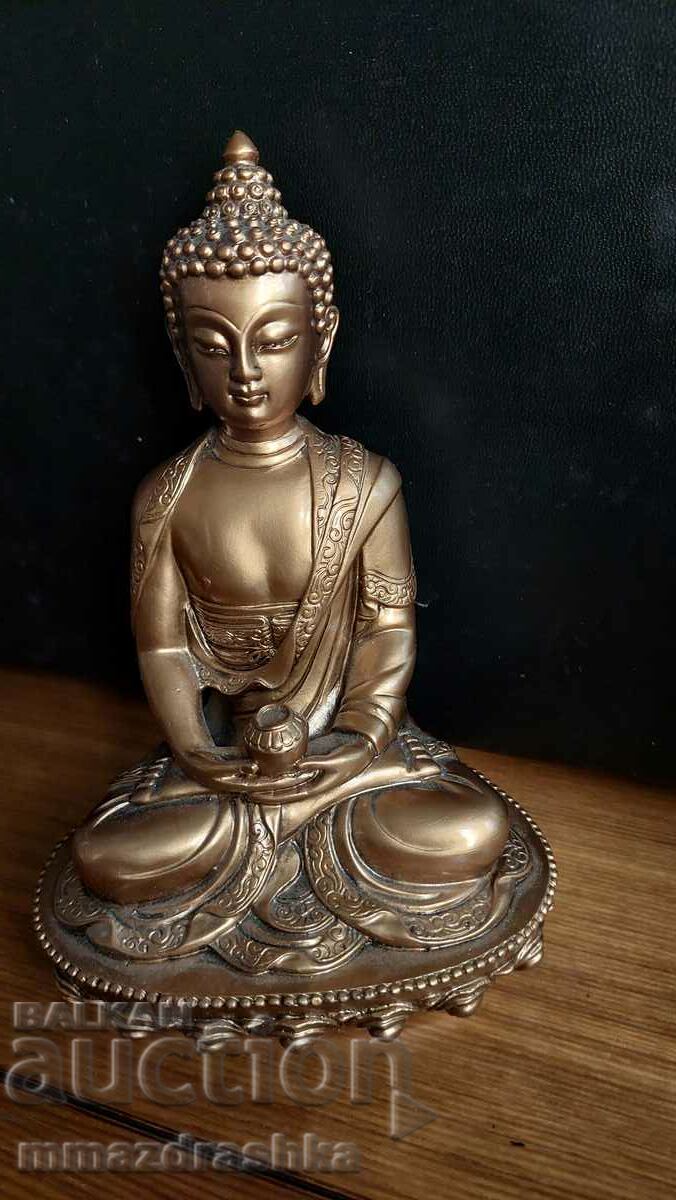 Buddha statuette