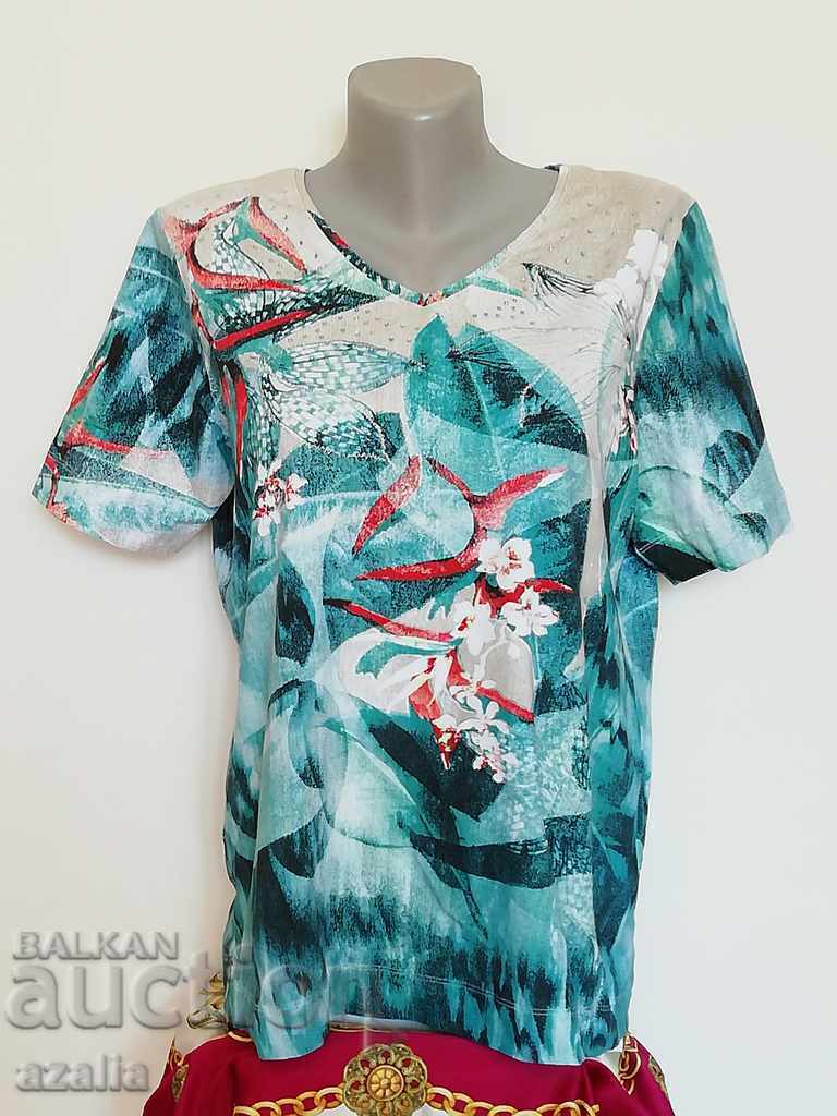 Fresh summer blouse, size M