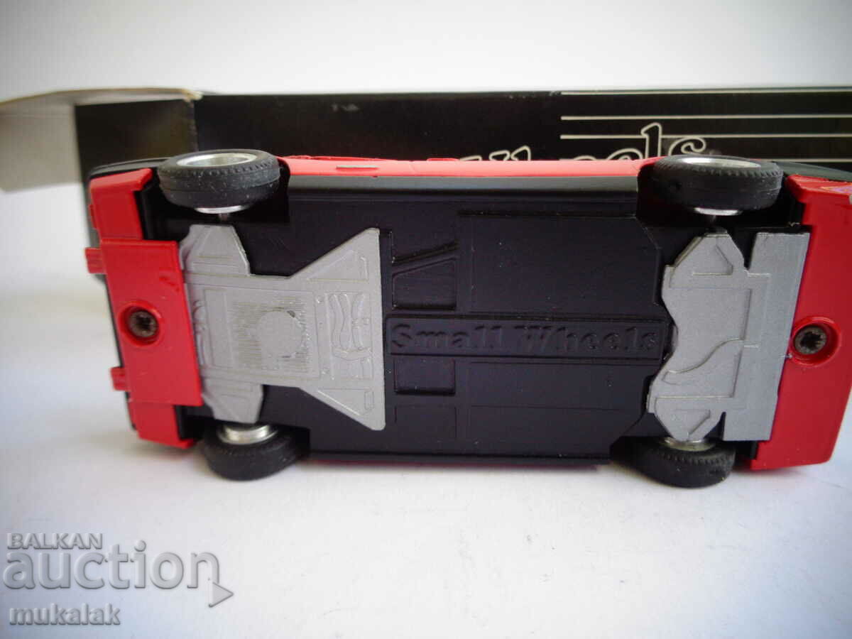 1/43 SMALL WHEELS FERRARI MONDIAL STROLLER TOY MODEL - 7 1/43 SMALL WHEELS FERRARI MONDIAL STROLLER TOY MODEL - 7