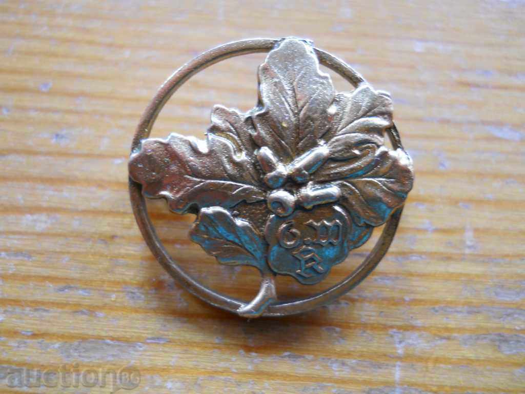 old german oak leaf badge - gilt