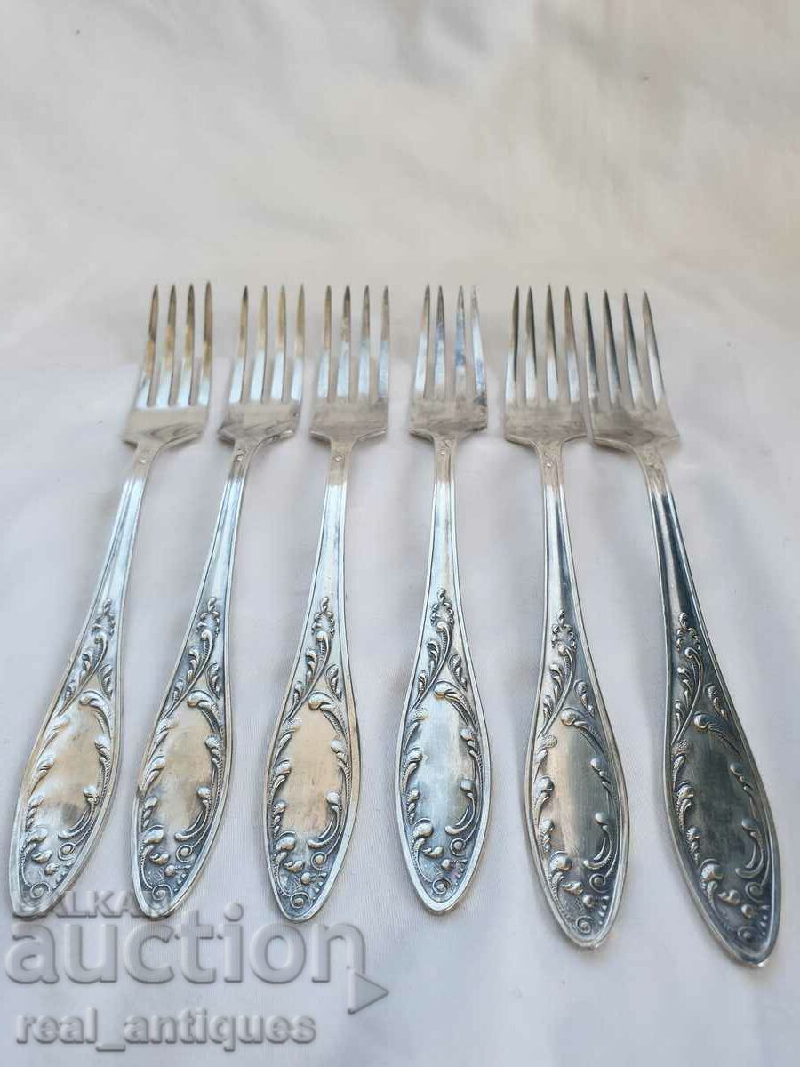 Set of silver plated forks