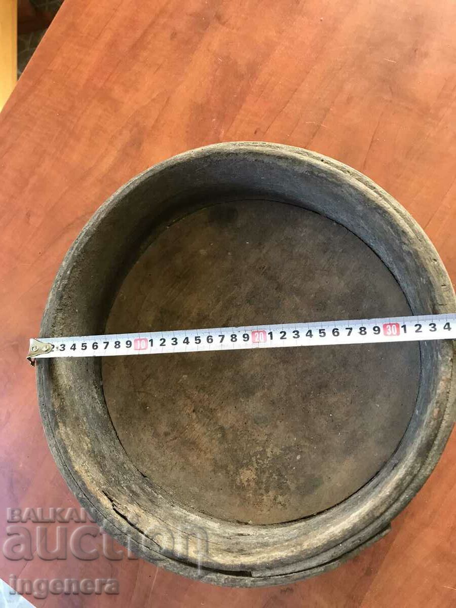 Delivery of HIDDEN OLD WOODEN VESSEL FOR GRAIN AND FOOD CHINIK Delivery of HIDDEN OLD WOODEN VESSEL FOR GRAIN AND FOOD CHINIK