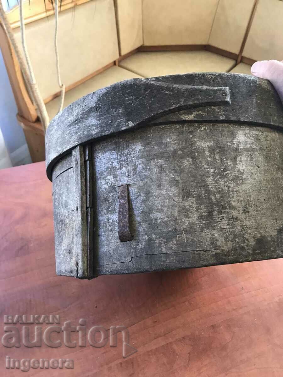 Delivery of HIDDEN OLD WOODEN VESSEL FOR GRAIN AND FOOD CHINIK Delivery of HIDDEN OLD WOODEN VESSEL FOR GRAIN AND FOOD CHINIK