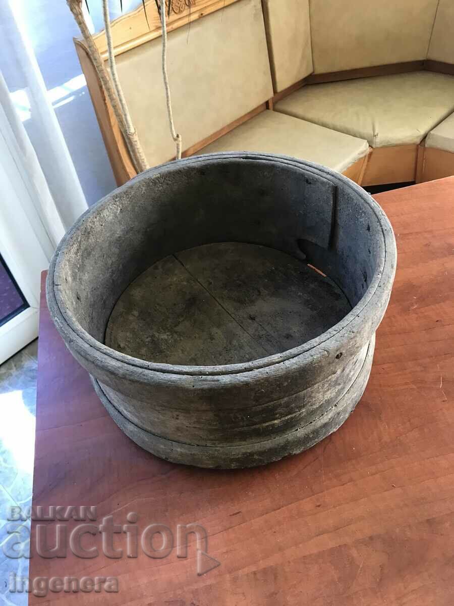 Auction HIDDEN OLD WOODEN VESSEL FOR GRAIN AND FOOD CHINIK Auction HIDDEN OLD WOODEN VESSEL FOR GRAIN AND FOOD CHINIK