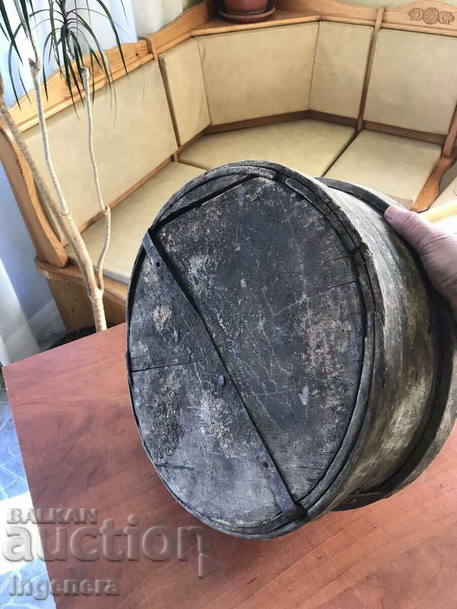 HIDDEN OLD WOODEN VESSEL FOR GRAIN AND FOOD CHINIK - 5 HIDDEN OLD WOODEN VESSEL FOR GRAIN AND FOOD CHINIK - 5