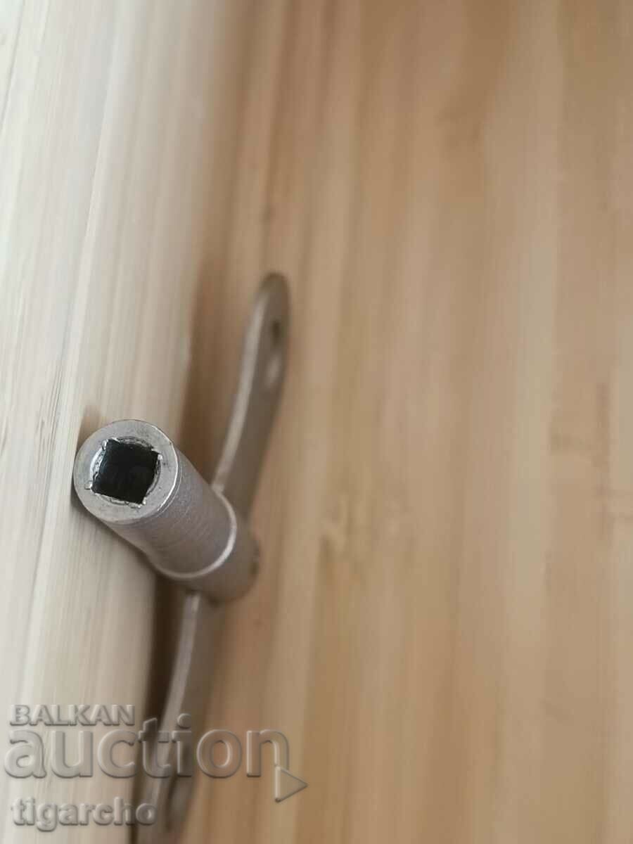 Auction Wall clock key Auction Wall clock key