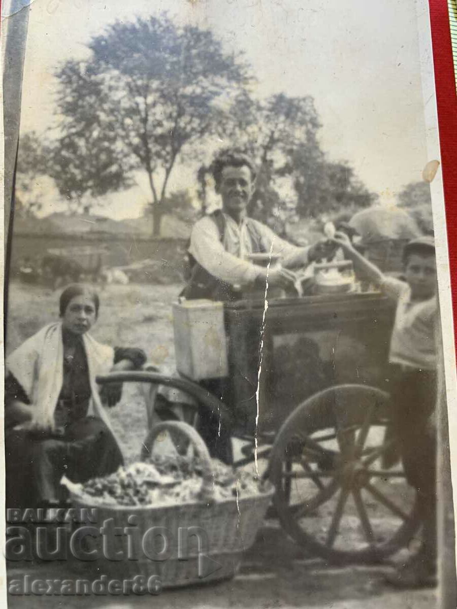 Auction The ice cream man old photo Auction The ice cream man old photo