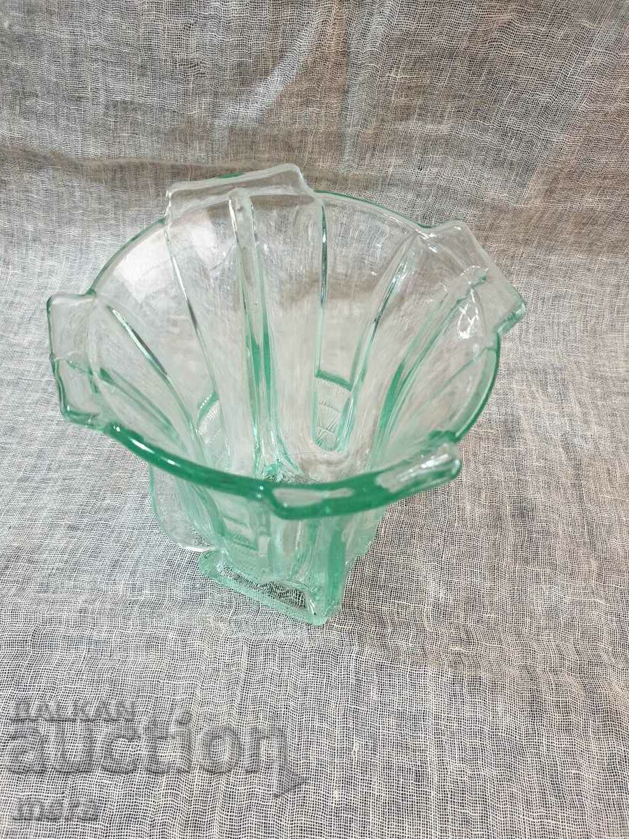 Large retro vase made of thick colored glass with price 55.00 BGN | € 28.12 Large retro vase made of thick colored glass with price 55.00 BGN | € 28.12