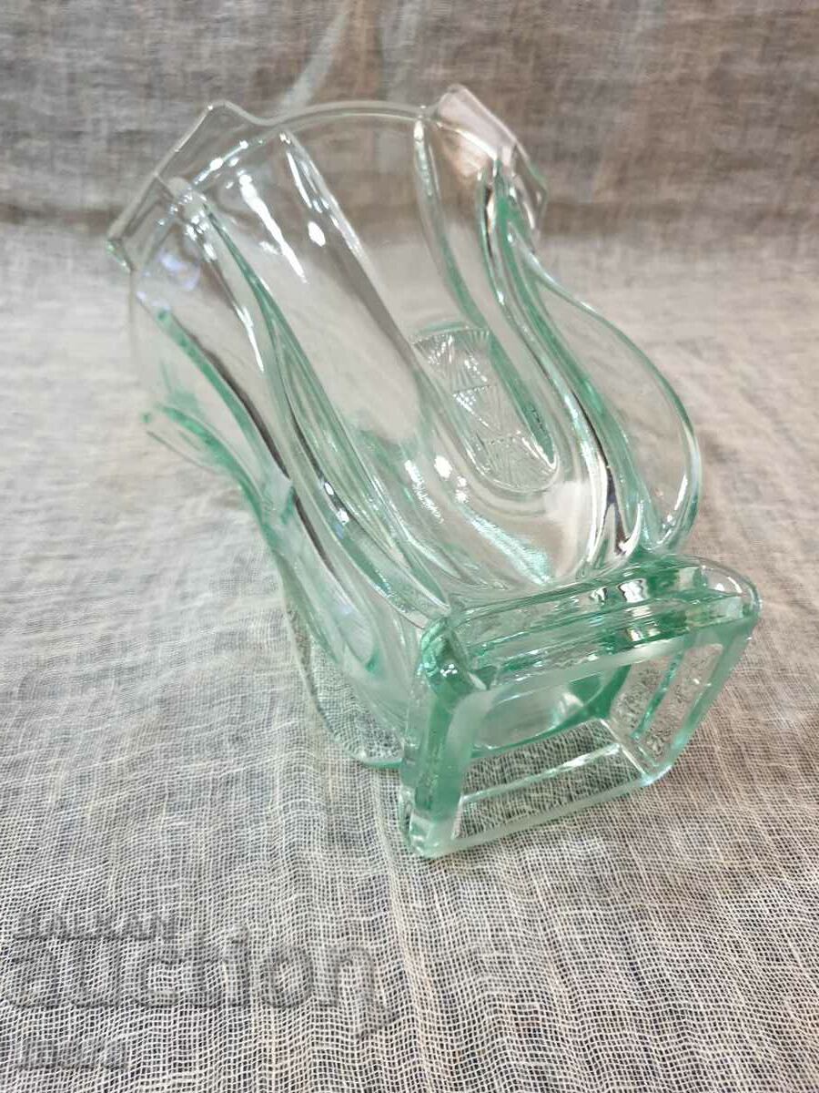 Delivery of Large retro vase made of thick colored glass Delivery of Large retro vase made of thick colored glass