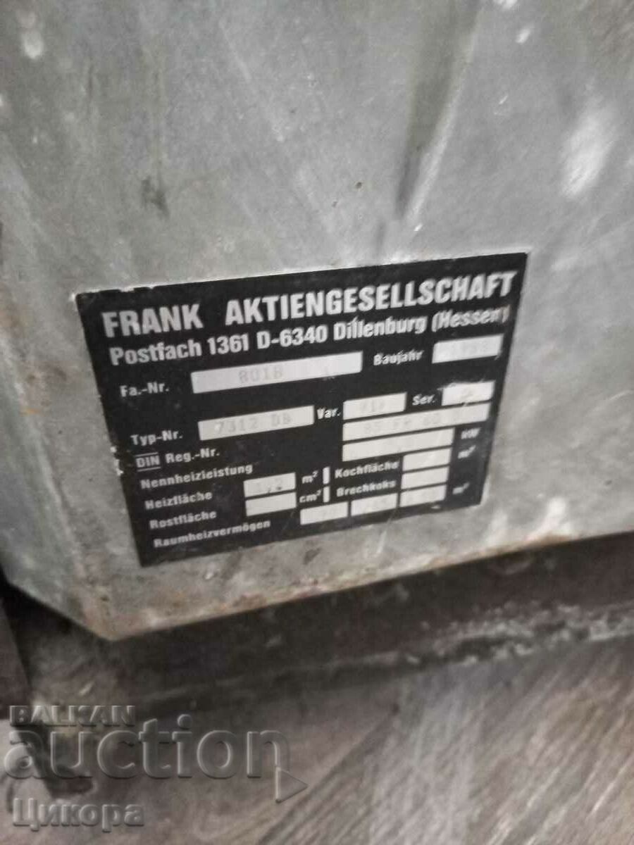 OLD GERMAN CAST IRON SOLID FUEL STOVE - 7 OLD GERMAN CAST IRON SOLID FUEL STOVE - 7