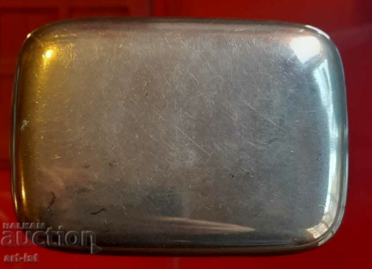 Аукцион Колекционерска кутия за енфие с ловна сцена