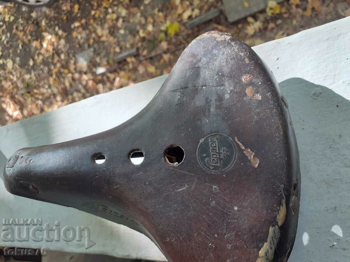Delivery of Old branded Lepper leather bike seat Delivery of Old branded Lepper leather bike seat