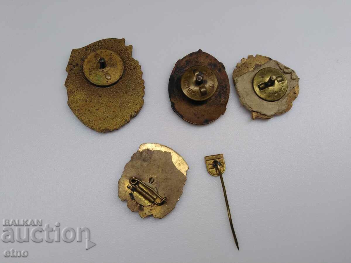 SOCIAL SIGNS, SIGN, BADGE, LEVSKI SOFIA with price 25.00 BGN | € 12.78