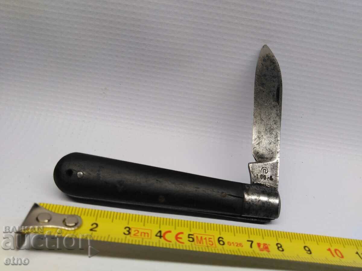 RARE POCKET KNIFE FRIDAY-GABROVO with price 75.00 BGN | € 38.35 RARE POCKET KNIFE FRIDAY-GABROVO with price 75.00 BGN | € 38.35