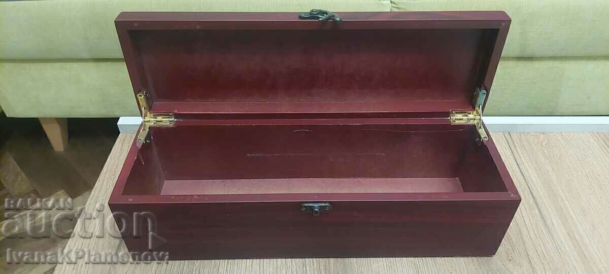 Wooden box with price 22.00 BGN | € 11.25 Wooden box with price 22.00 BGN | € 11.25