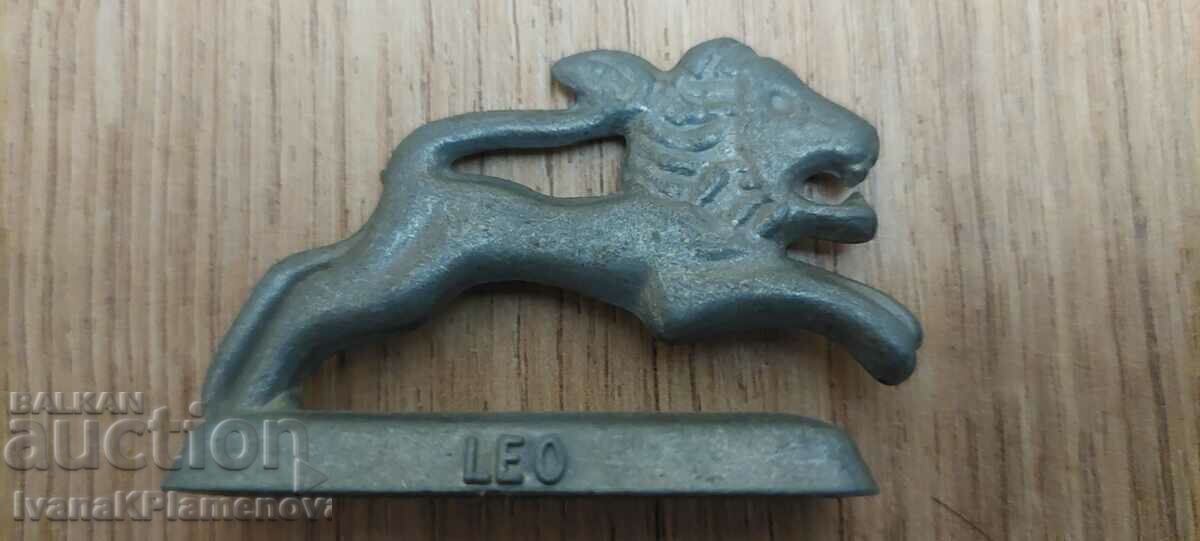 Фигурки метални зодии Англия за колекционери с цена € 10.00 | 19.56 лв.