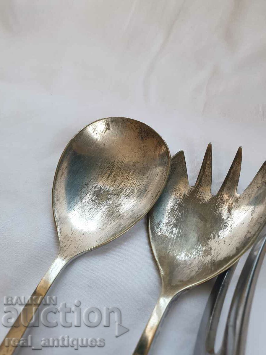 Delivery of Serving utensils Delivery of Serving utensils