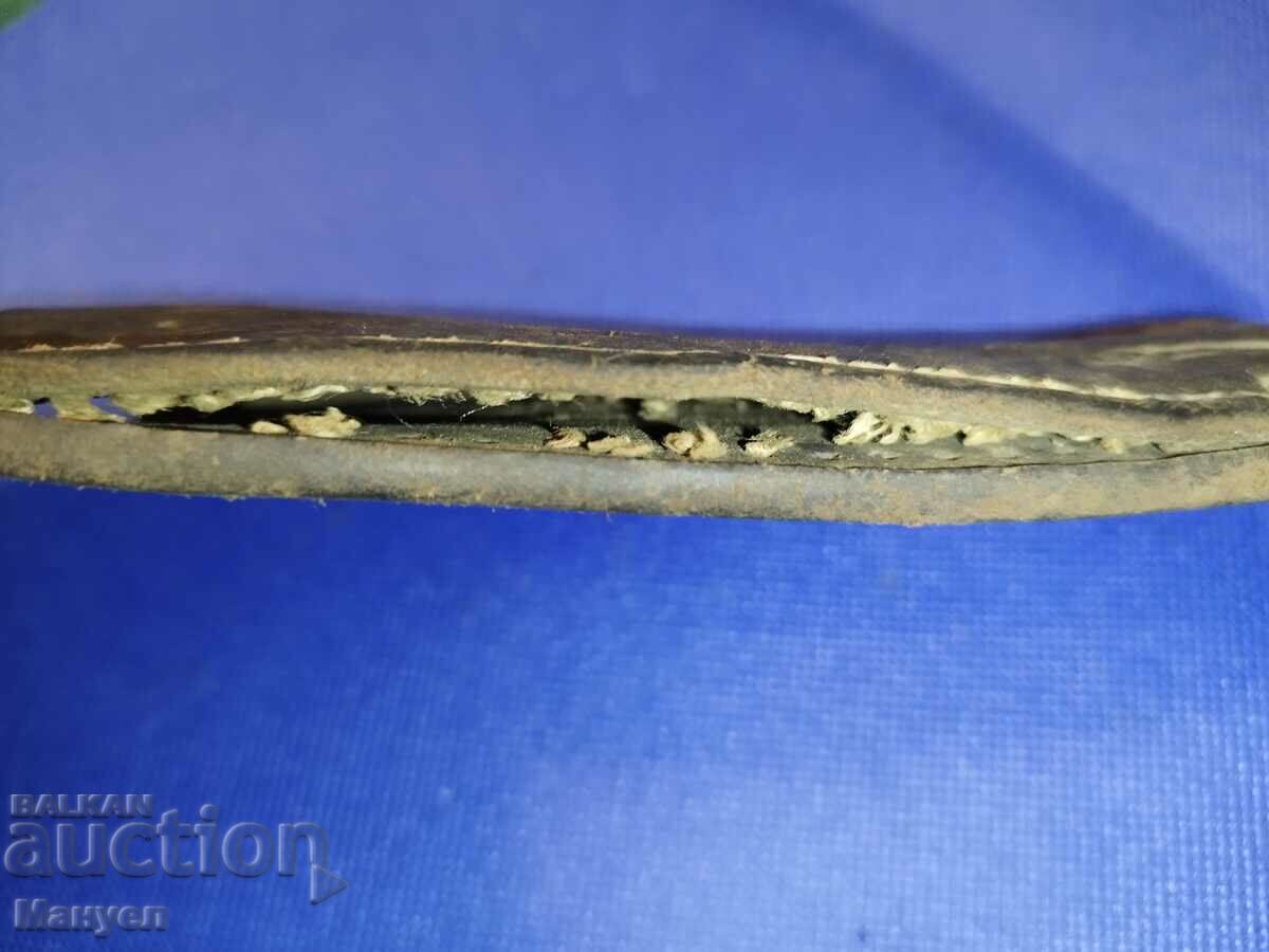 Leather bayonet scabbard. - 6 Leather bayonet scabbard. - 6