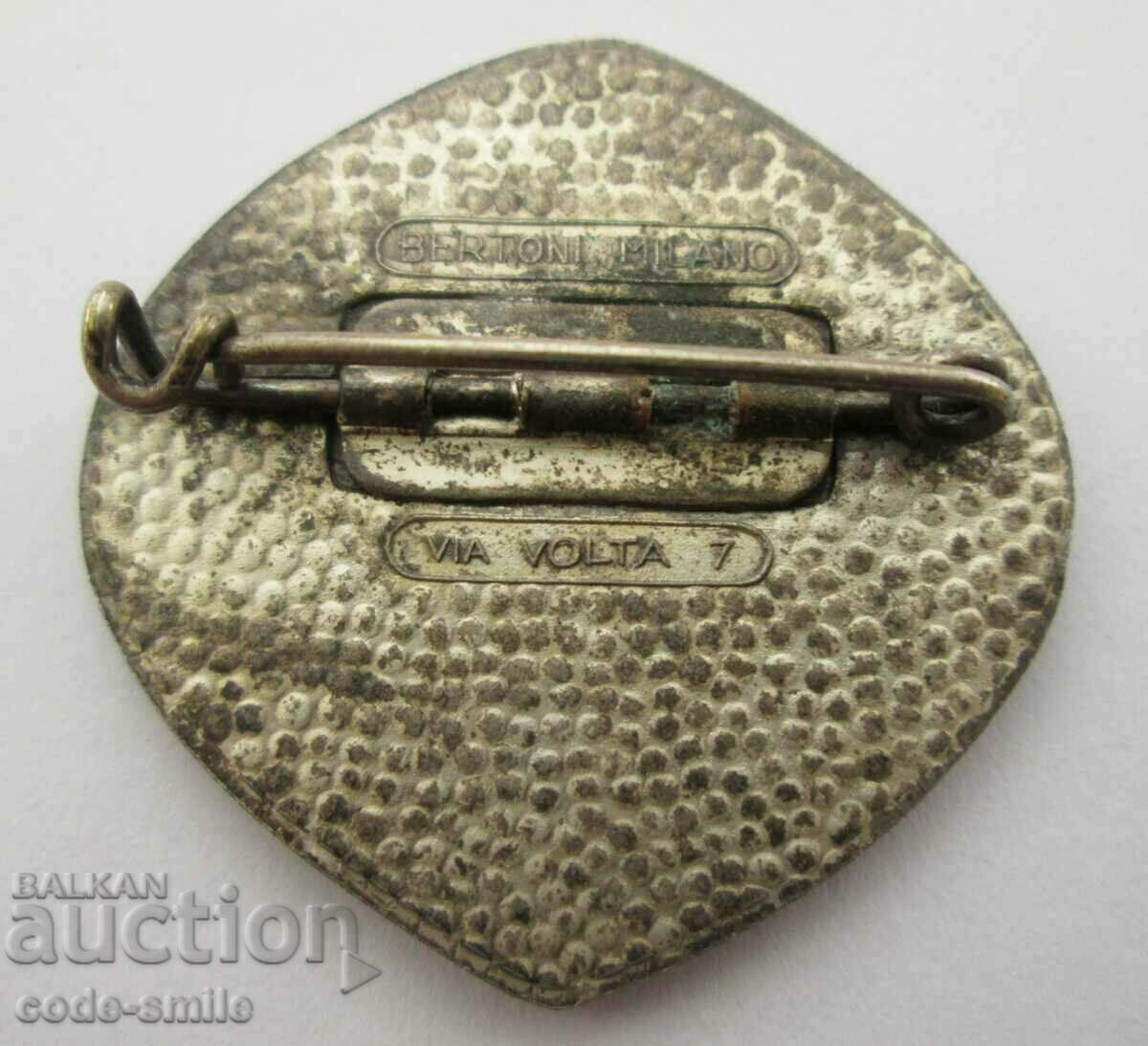 Delivery of Old Sign Football Badge Participant Congress Football UEFA 1973 Delivery of Old Sign Football Badge Participant Congress Football UEFA 1973