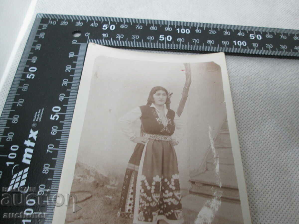 Auction WOMAN, GIRL IN FOLK COSTUME Auction WOMAN, GIRL IN FOLK COSTUME