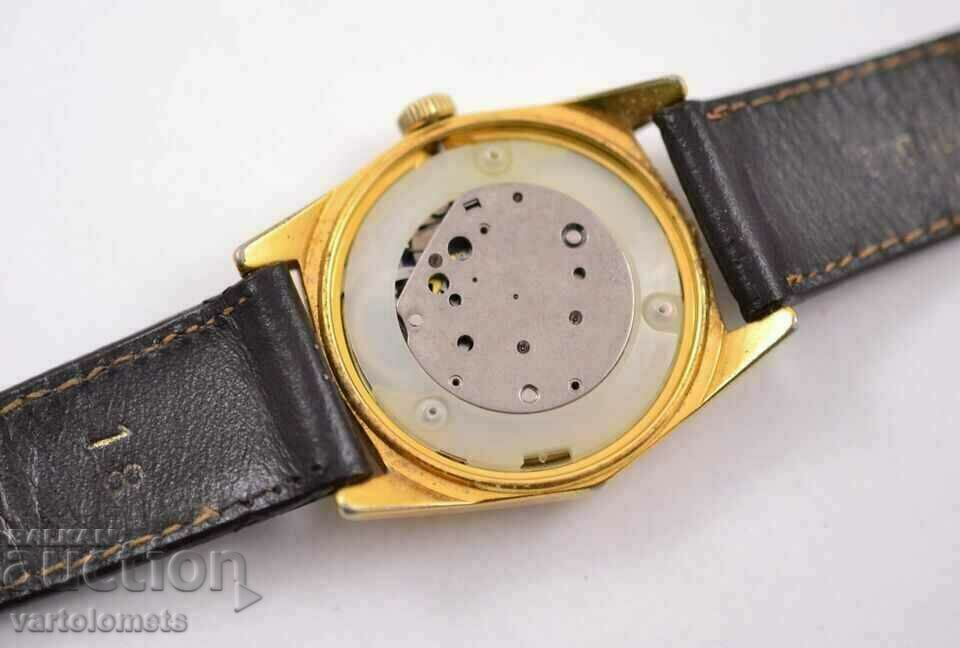 Auction KELTON with gilding - works Auction KELTON with gilding - works