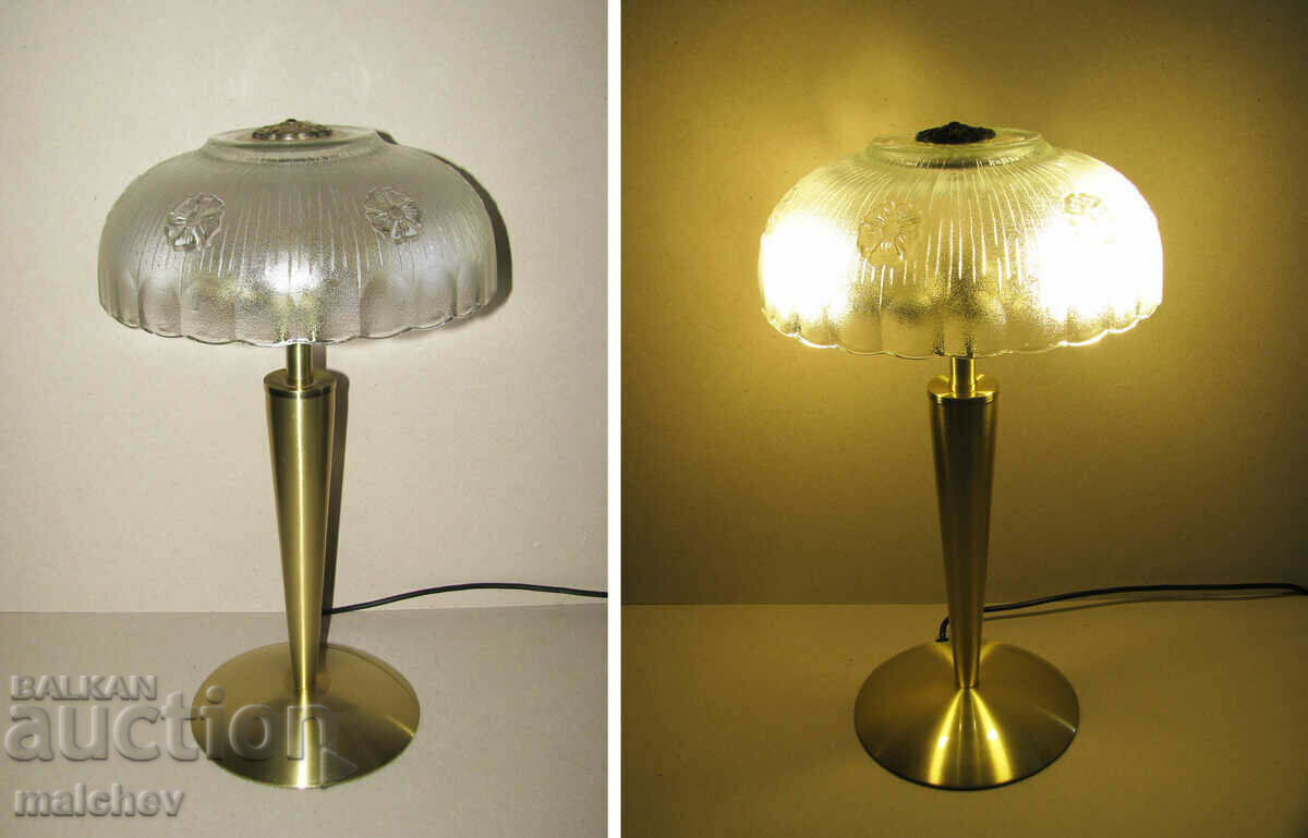 Table bedside lamp 47 cm art deco bronze 2 bulbs, excellent