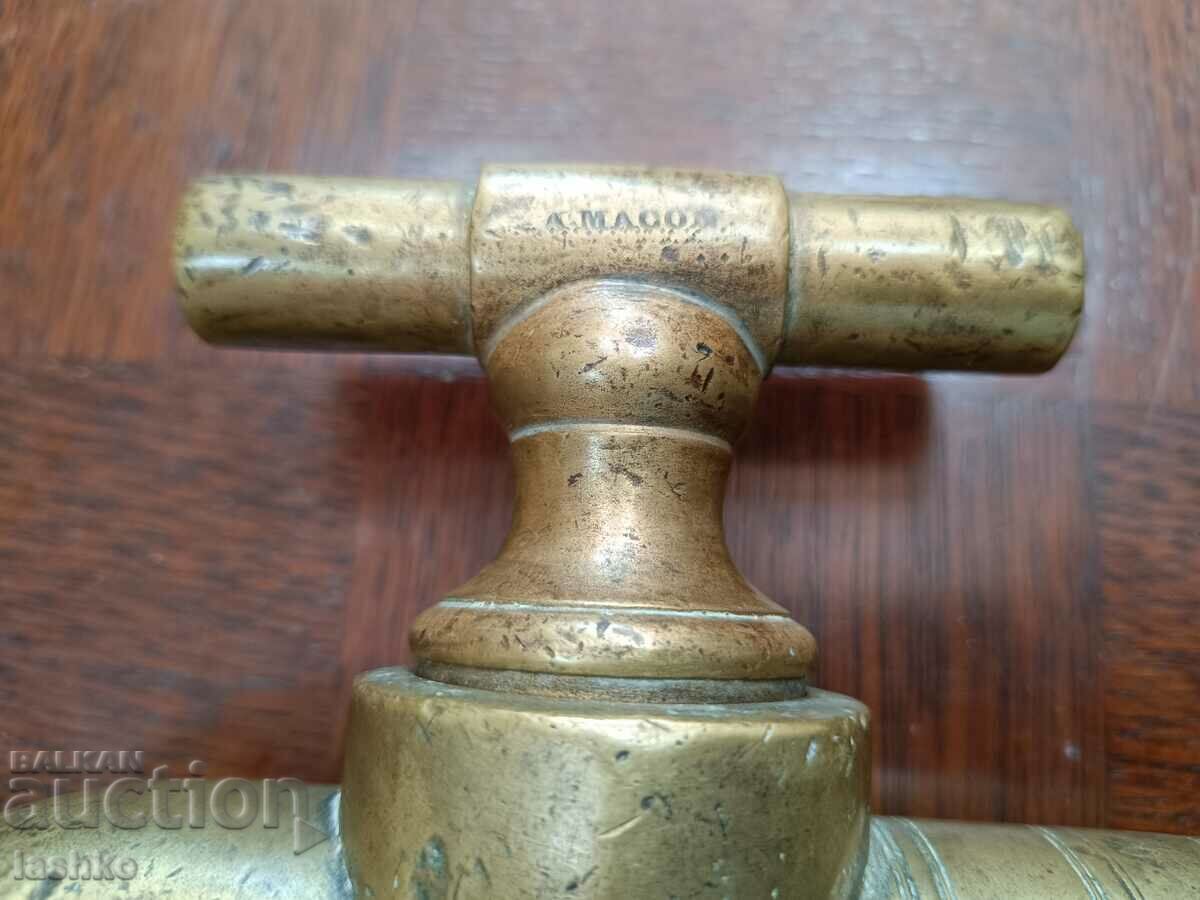 Old barrel tap with price 199.99 BGN | € 102.25 Old barrel tap with price 199.99 BGN | € 102.25
