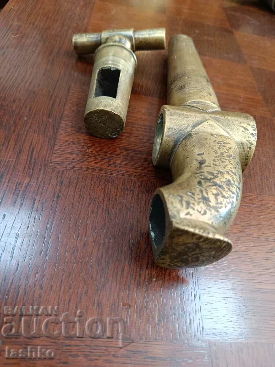 Delivery of Old brass faucet Delivery of Old brass faucet