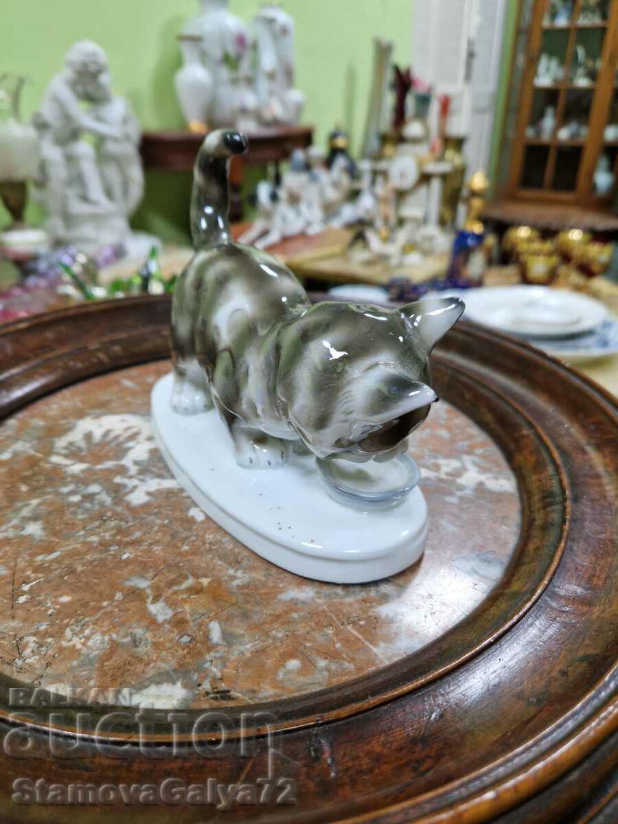 Аукцион Рядка антикварна порцеланова фигура Graefenthal Аукцион Рядка антикварна порцеланова фигура Graefenthal