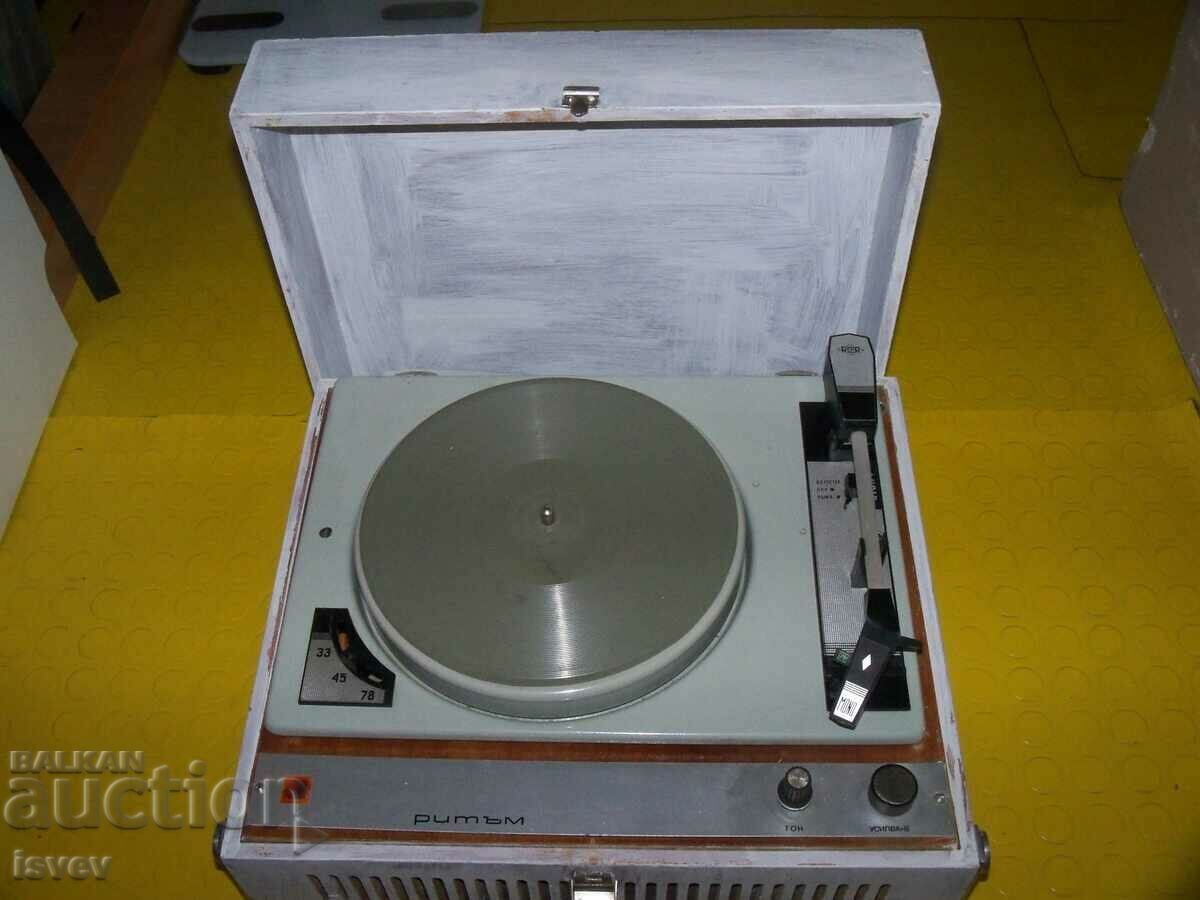 Old Rhythm turntable from the 70s.