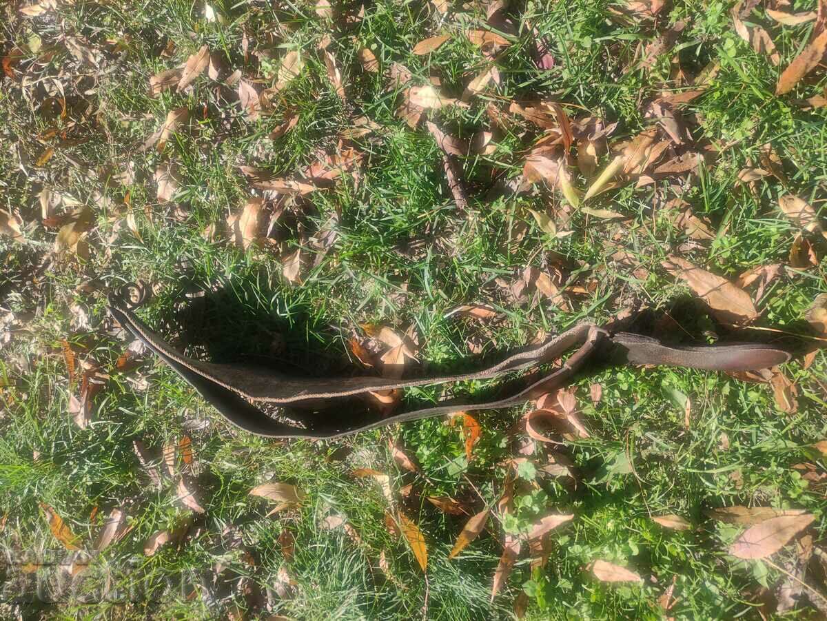 Delivery of old Solingen barber belt Delivery of old Solingen barber belt