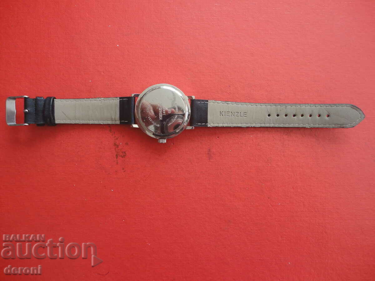 Delivery of Men's Kienzle Quartz Watch Delivery of Men's Kienzle Quartz Watch