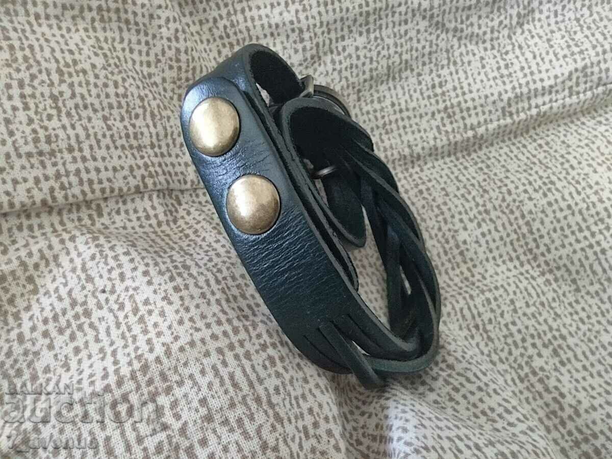 Livrarea Manual ceas, atractiv, elegant, 23.10.2024 Livrarea Manual ceas, atractiv, elegant, 23.10.2024