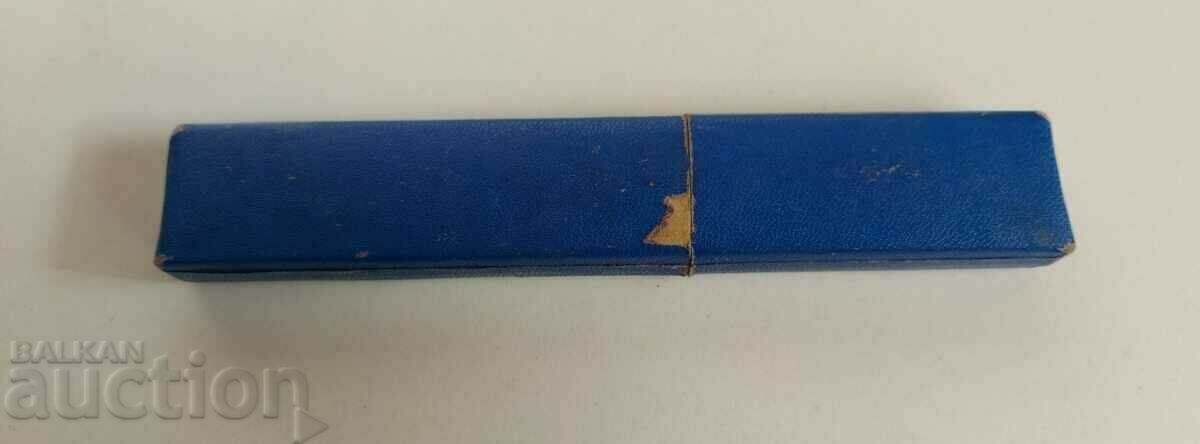 Delivery of . OLD SOLINGEN RAZOR BOX Delivery of . OLD SOLINGEN RAZOR BOX