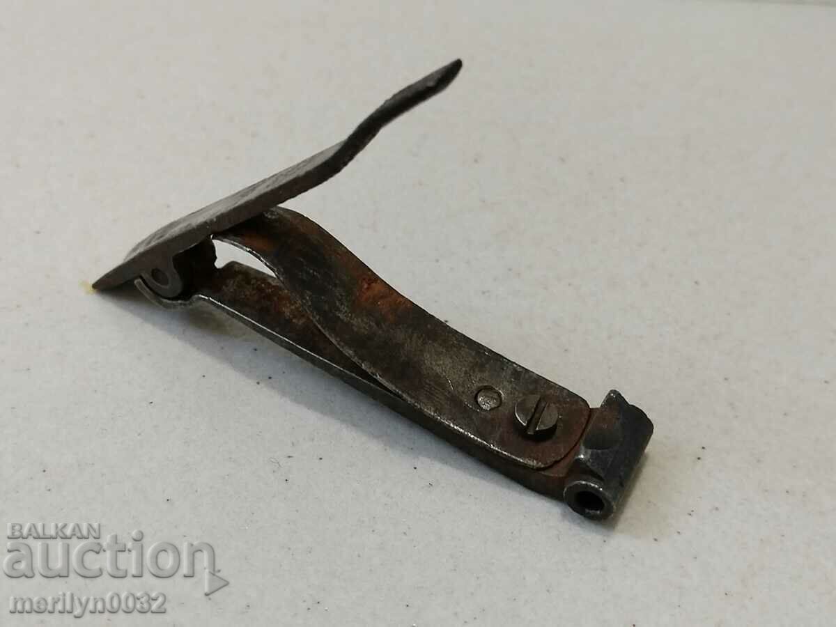 Part, magazine detail of a WW1 Mannlicher M-88 rifle with price 65.00 BGN | € 33.23 Part, magazine detail of a WW1 Mannlicher M-88 rifle with price 65.00 BGN | € 33.23