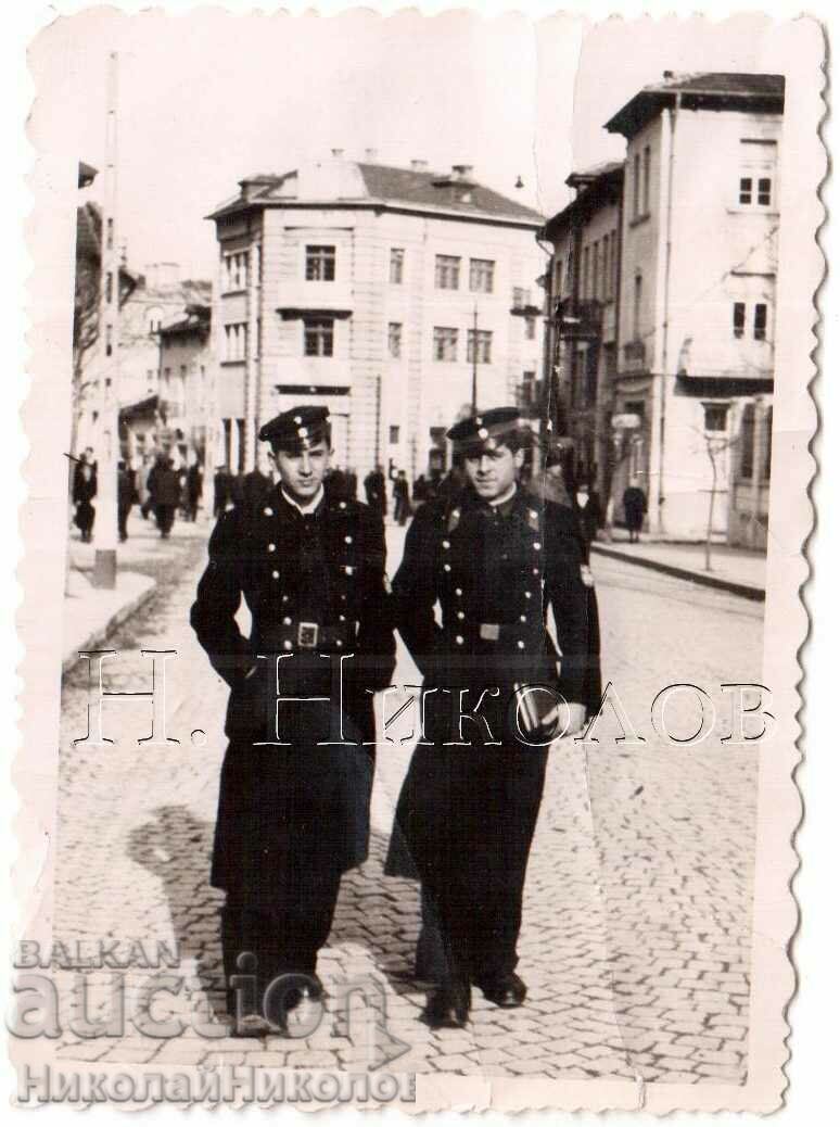 1943 FOTO MICI VECHI COPII DE LICEN ÎN PLIMSE D166