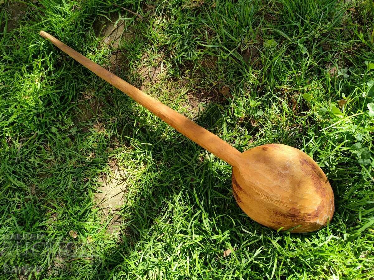 Delivery of A large wooden spoon Delivery of A large wooden spoon