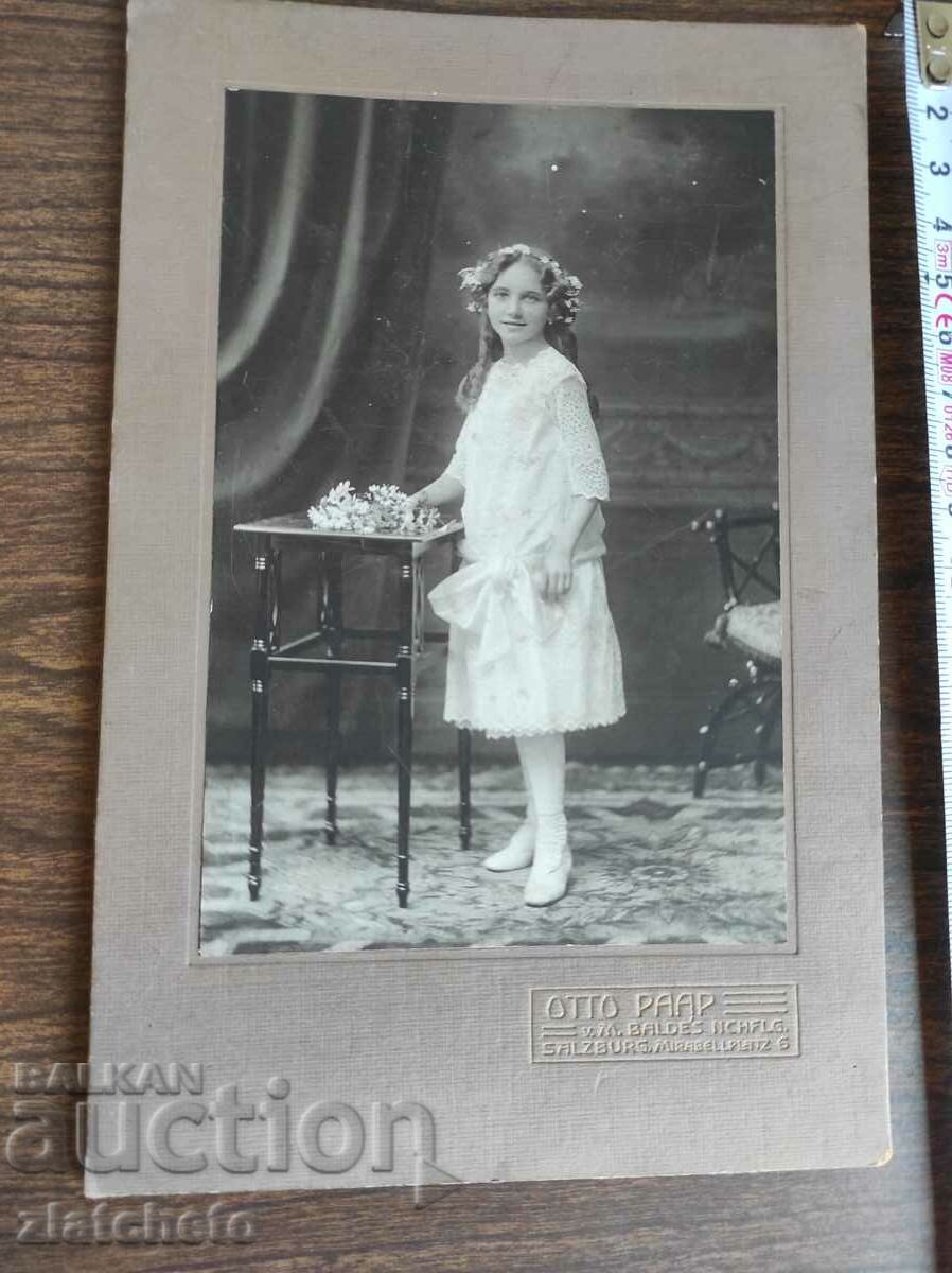 Old photo cardboard Kingdom of Bulgaria - with price 15.00 BGN | € 7.67 Old photo cardboard Kingdom of Bulgaria - with price 15.00 BGN | € 7.67