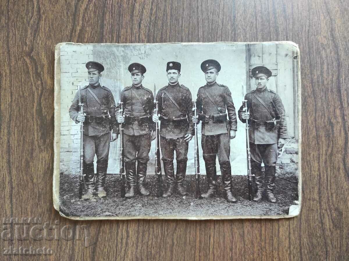 Παλιό φωτογραφικό χαρτόνι Βασίλειο της Βουλγαρίας - με τιμή 25.00 BGN | € 12.78 Παλιό φωτογραφικό χαρτόνι Βασίλειο της Βουλγαρίας - με τιμή 25.00 BGN | € 12.78