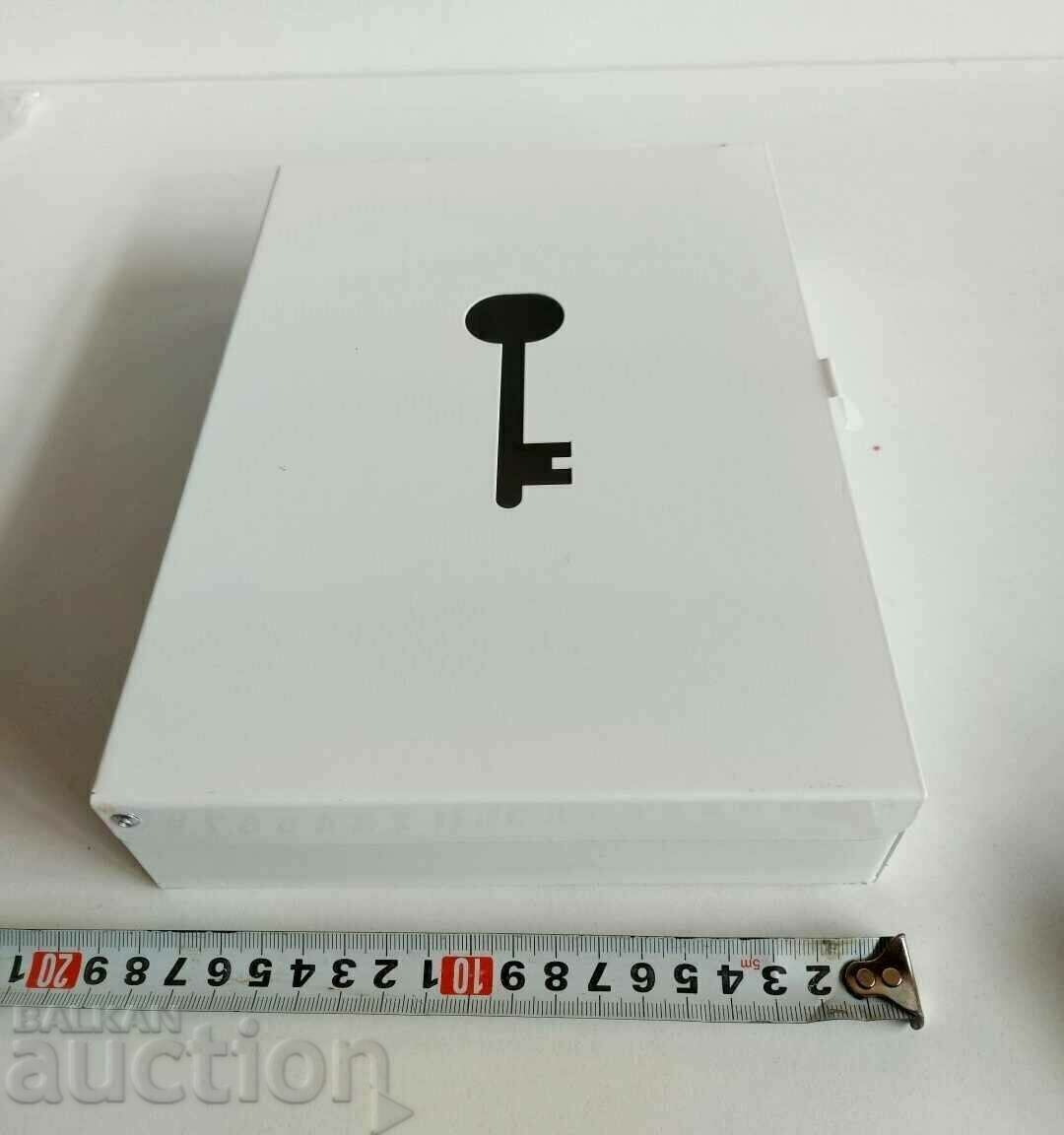 . METAL KEY BOX PROBABLY UNUSED with price 20.00 BGN | € 10.23 . METAL KEY BOX PROBABLY UNUSED with price 20.00 BGN | € 10.23