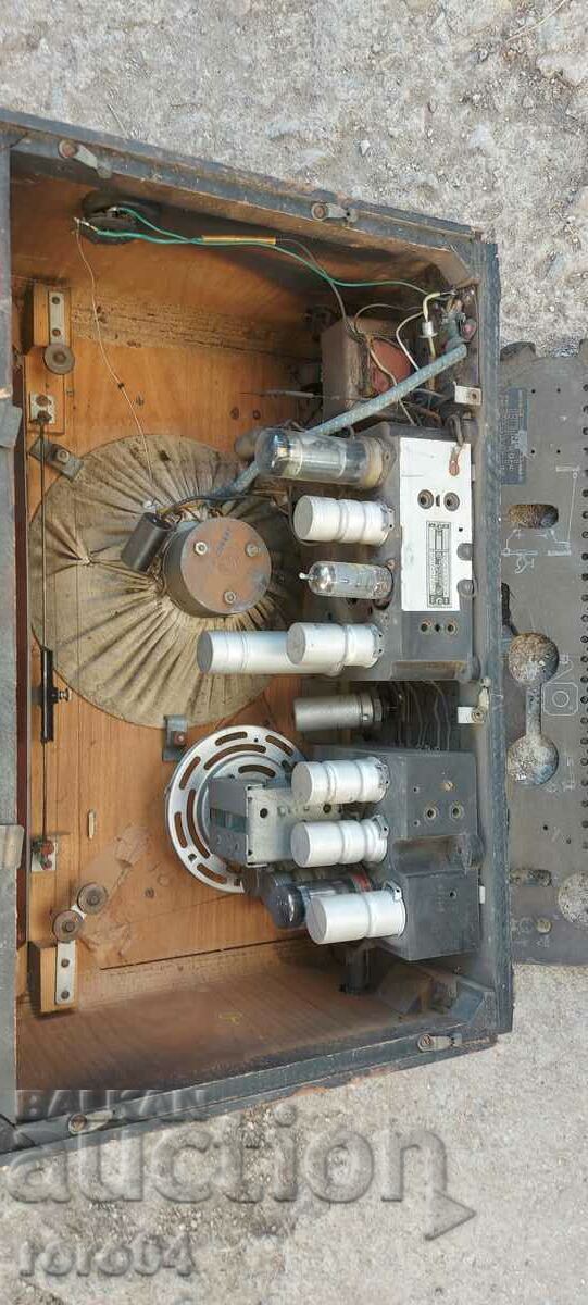 PHILIPS - 7 PHILIPS - 7