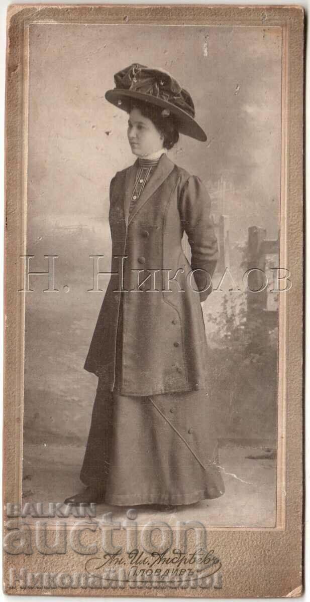 OLD PHOTO CARDBOARD YOUNG WOMAN PLOVDIV PHOTO ANDREEV D167